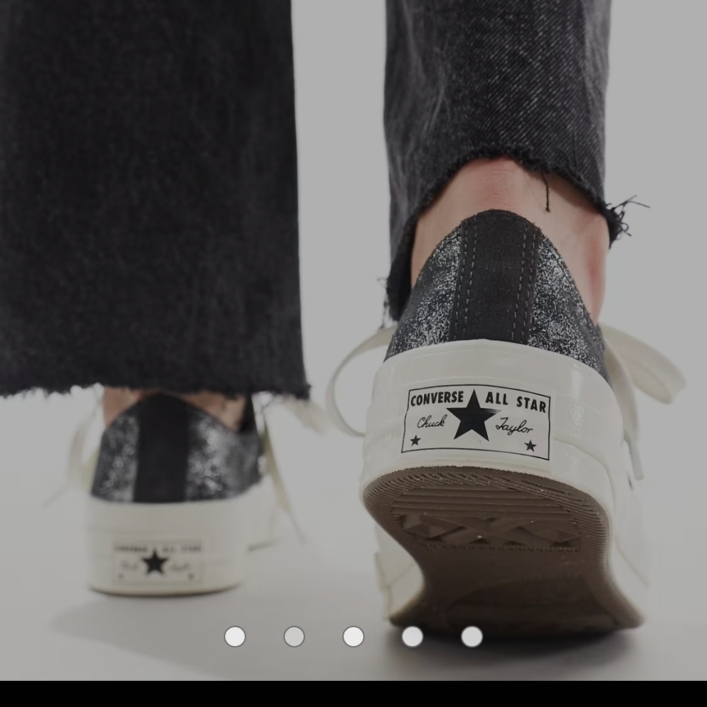 Converse Low-Top Sneakers in Black Speckle with Cream Sole W Size 8 M Size 6 Nwt - Picture 2 of 10